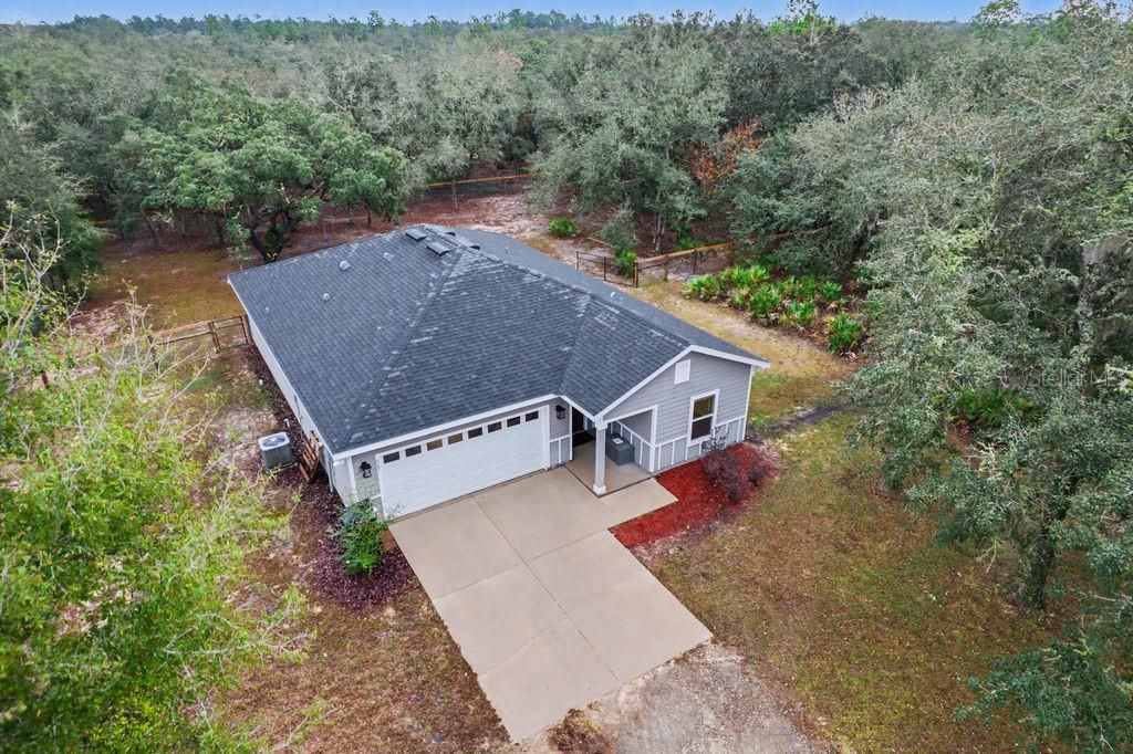 For Sale: $330,000 (3 beds, 2 baths, 1402 Square Feet)