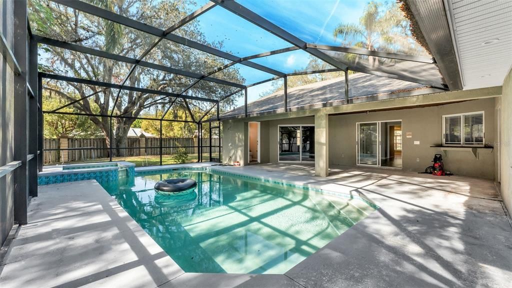 For Sale: $529,900 (5 beds, 3 baths, 2734 Square Feet)