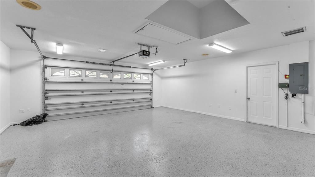 For Sale: $529,900 (5 beds, 3 baths, 2734 Square Feet)