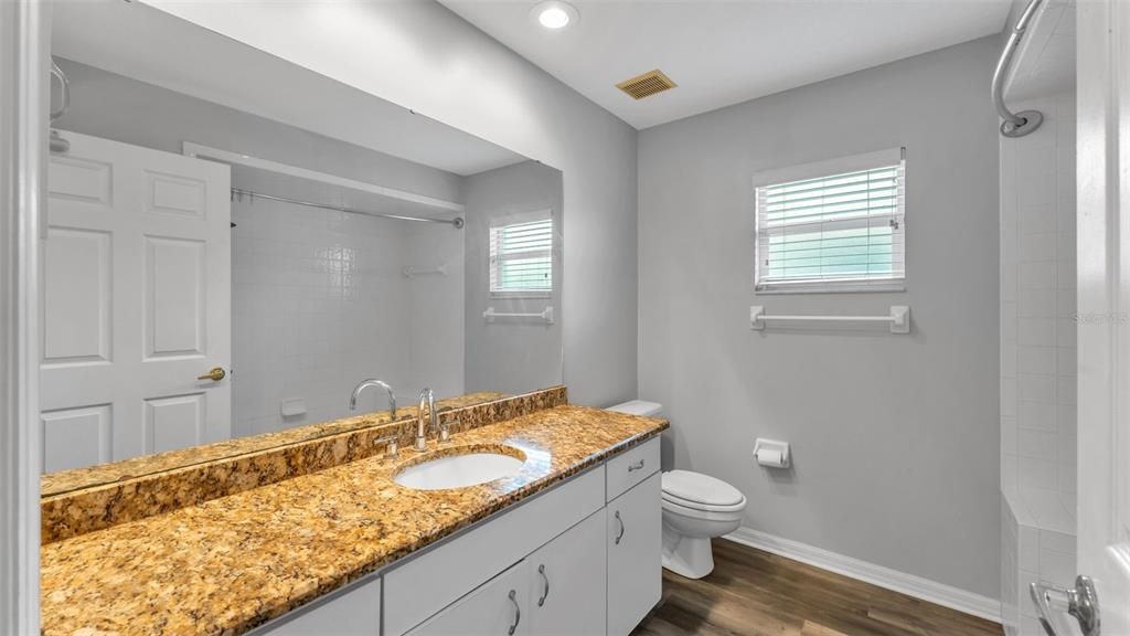 For Sale: $529,900 (5 beds, 3 baths, 2734 Square Feet)