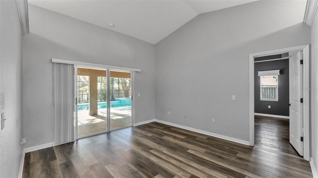 For Sale: $529,900 (5 beds, 3 baths, 2734 Square Feet)