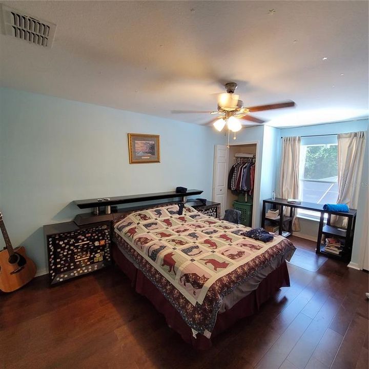 En Renta: $3,100 (5 camas, 4 baños, 3911 Pies cuadrados)