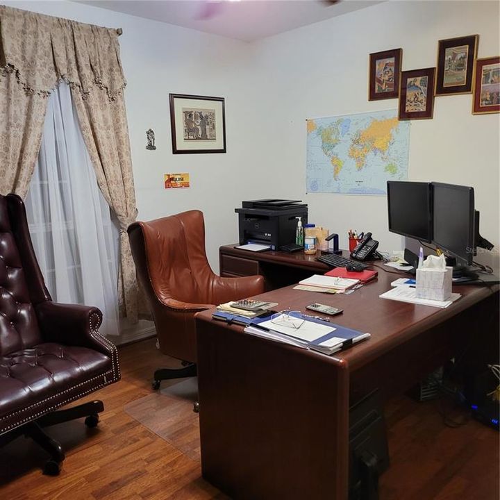 En Renta: $3,100 (5 camas, 4 baños, 3911 Pies cuadrados)