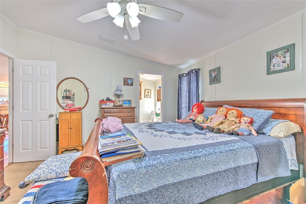 待售: $180,000 (3 贝兹, 2 浴室, 1183 平方英尺)