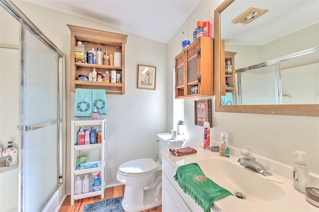 待售: $180,000 (3 贝兹, 2 浴室, 1183 平方英尺)