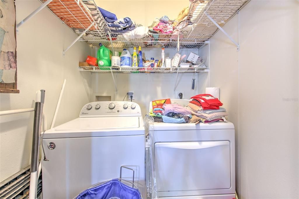 待售: $180,000 (3 贝兹, 2 浴室, 1183 平方英尺)