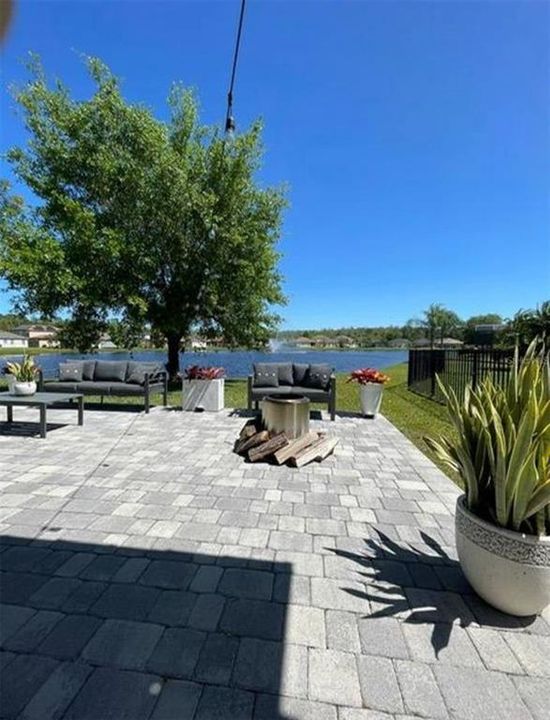 For Rent: $2,800 (3 beds, 2 baths, 1566 Square Feet)