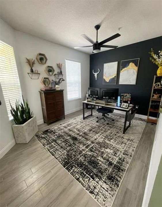 For Rent: $2,800 (3 beds, 2 baths, 1566 Square Feet)