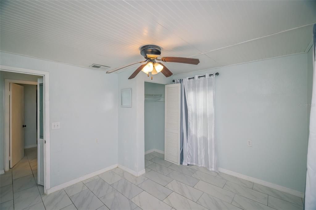 For Sale: $219,900 (3 beds, 1 baths, 1153 Square Feet)