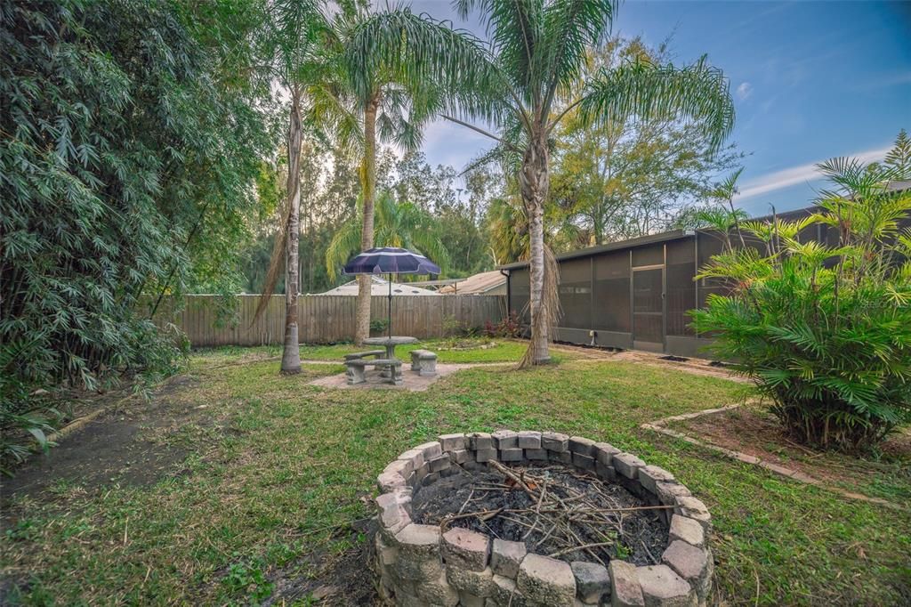 For Sale: $219,900 (3 beds, 1 baths, 1153 Square Feet)