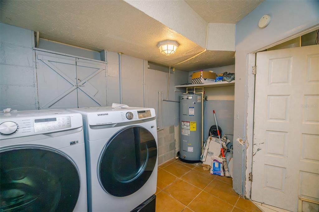 For Sale: $219,900 (3 beds, 1 baths, 1153 Square Feet)