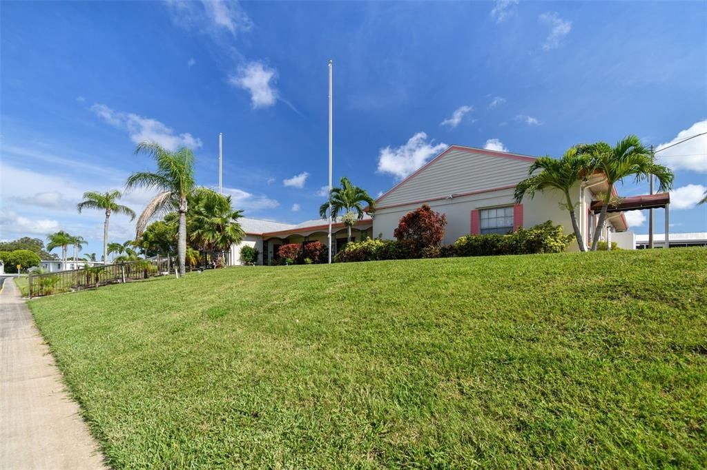 For Sale: $59,000 (1 beds, 1 baths, 576 Square Feet)