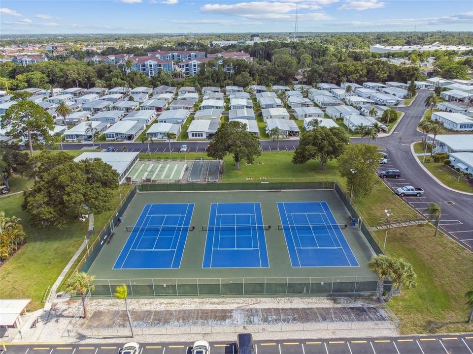 For Sale: $59,000 (1 beds, 1 baths, 576 Square Feet)