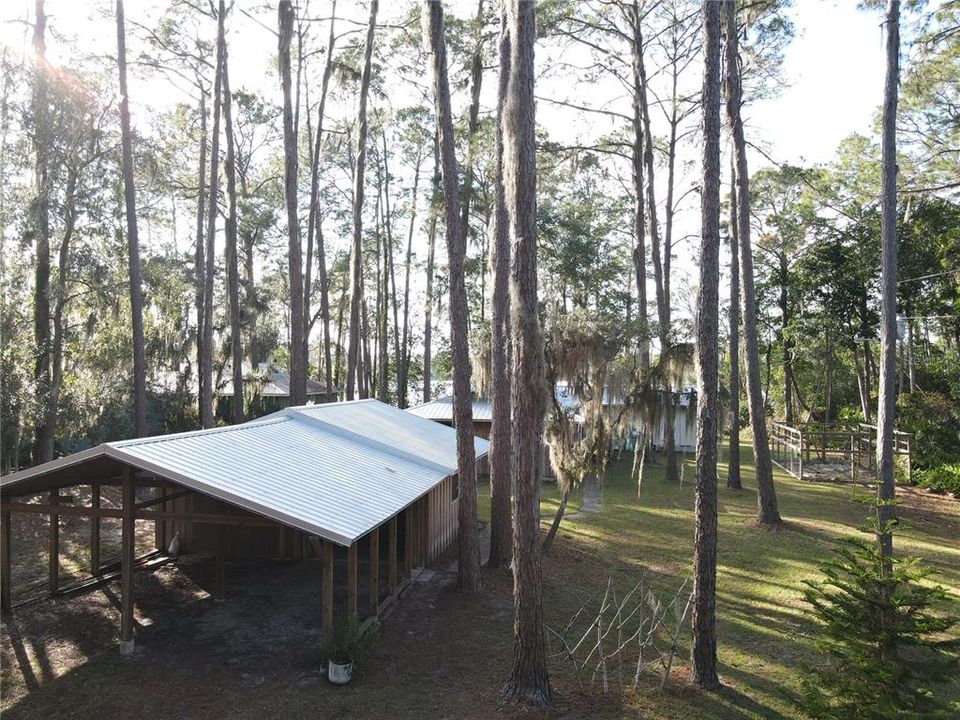 For Sale: $324,900 (2 beds, 2 baths, 1952 Square Feet)