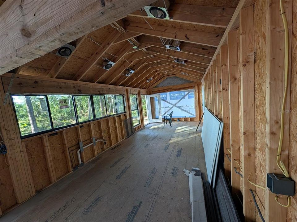 For Sale: $324,900 (2 beds, 2 baths, 1952 Square Feet)