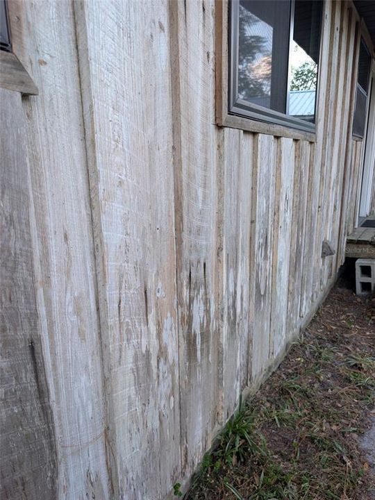 For Sale: $324,900 (2 beds, 2 baths, 1952 Square Feet)