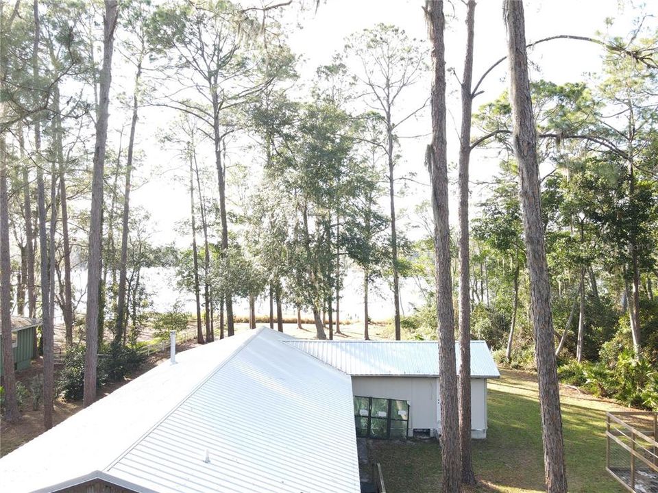 For Sale: $324,900 (2 beds, 2 baths, 1952 Square Feet)