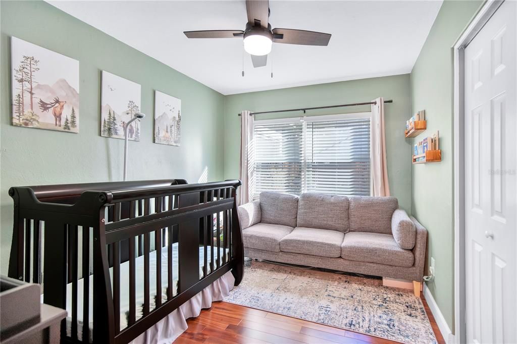 En Venta: $489,900 (3 camas, 2 baños, 1102 Pies cuadrados)