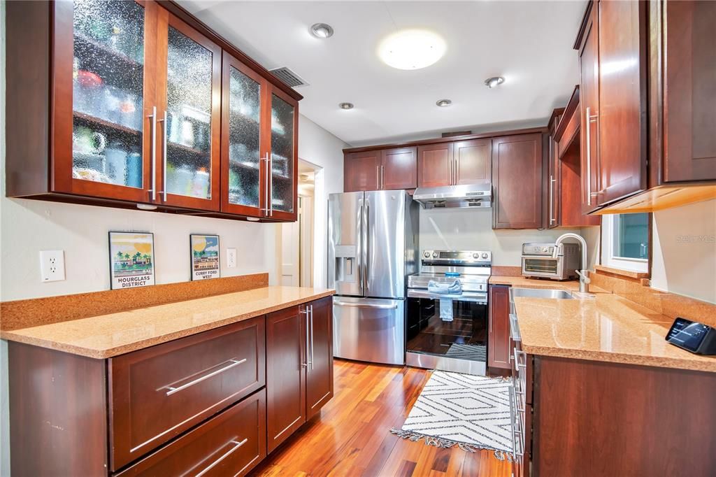 En Venta: $489,900 (3 camas, 2 baños, 1102 Pies cuadrados)