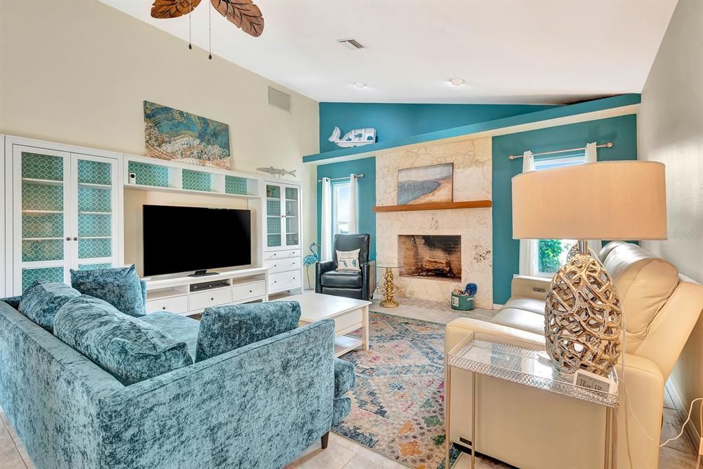 待售: $610,000 (3 贝兹, 2 浴室, 2143 平方英尺)