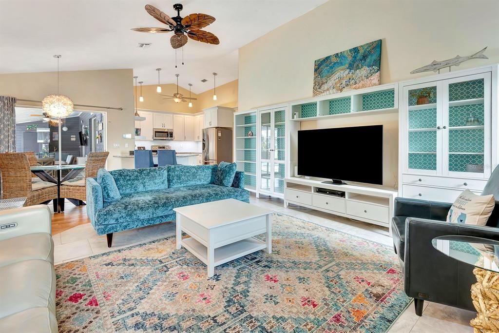 待售: $610,000 (3 贝兹, 2 浴室, 2143 平方英尺)