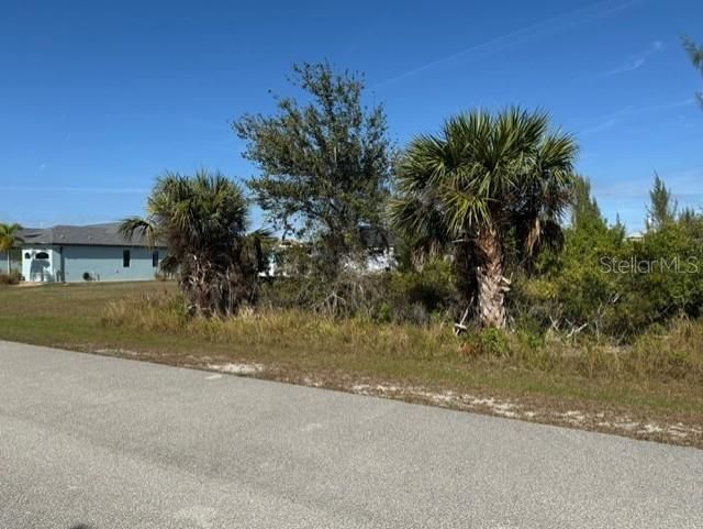 For Sale: $39,900 (0.23 acres)