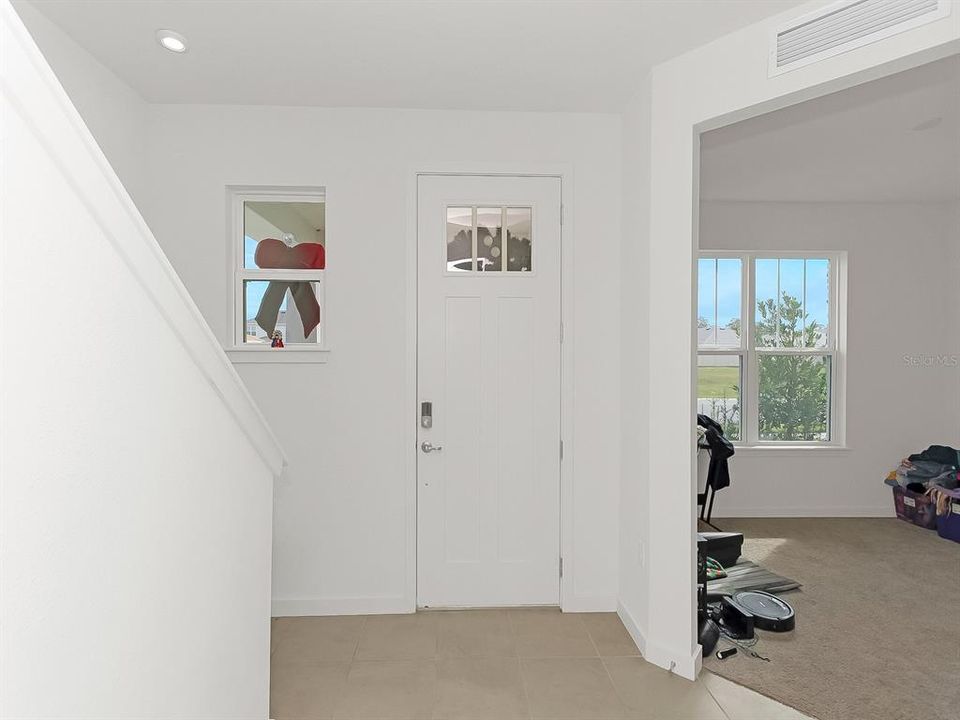 For Sale: $359,900 (4 beds, 2 baths, 1929 Square Feet)