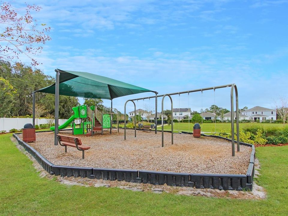 For Sale: $359,900 (4 beds, 2 baths, 1929 Square Feet)