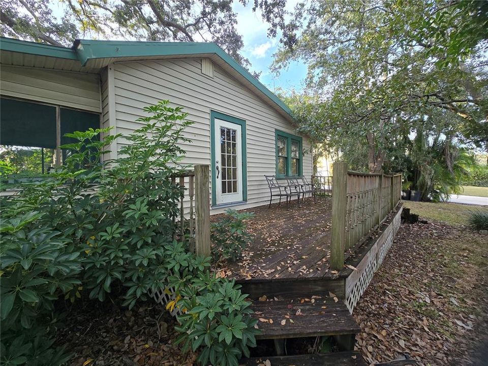 На продажу: $269,000 (3 спален, 1 ванн, 972 Квадратных фут)