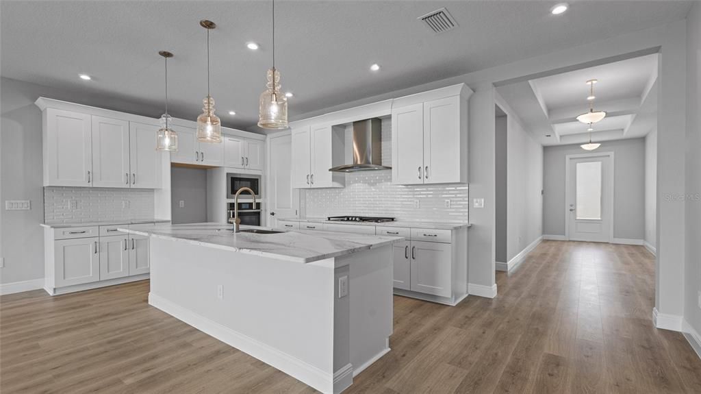 На продажу: $744,990 (3 спален, 3 ванн, 2490 Квадратных фут)