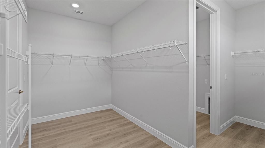 На продажу: $744,990 (3 спален, 3 ванн, 2490 Квадратных фут)