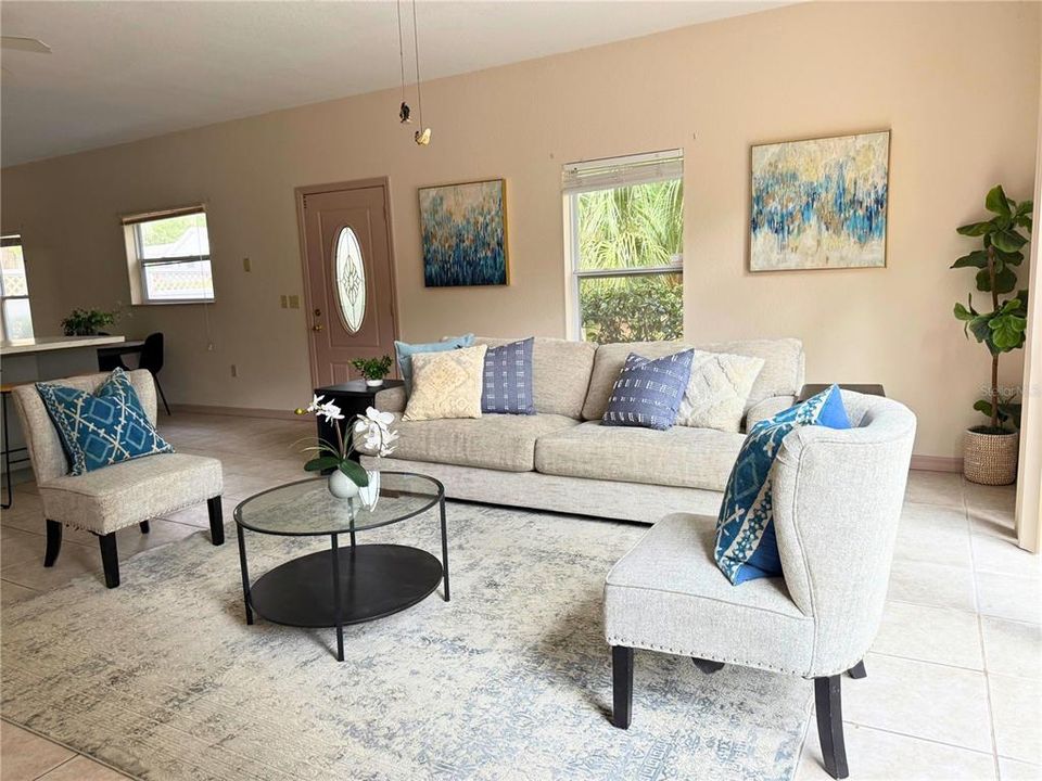 En Venta: $499,000 (4 camas, 4 baños, 3078 Pies cuadrados)