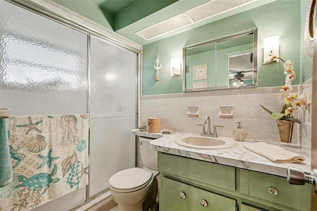 For Sale: $295,000 (2 beds, 2 baths, 1390 Square Feet)