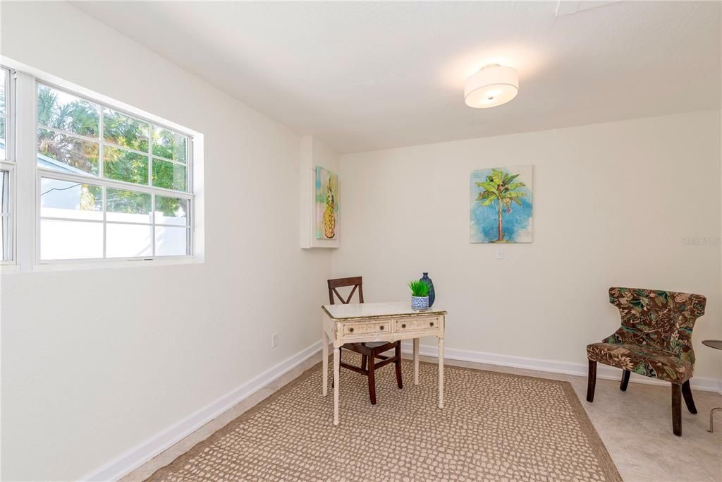 For Sale: $540,000 (4 beds, 2 baths, 1968 Square Feet)