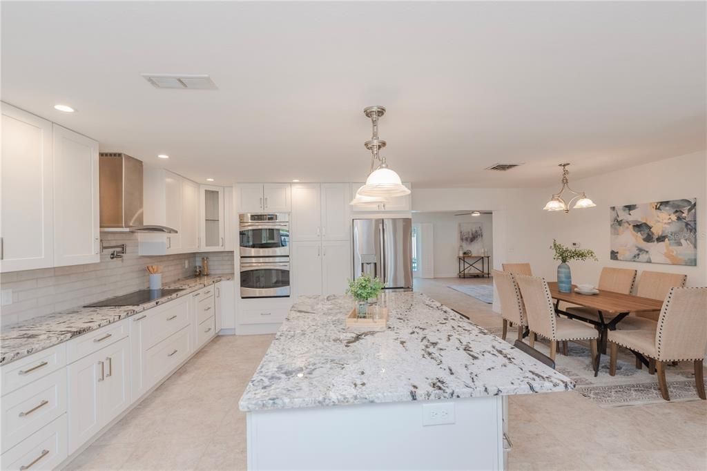 For Sale: $540,000 (4 beds, 2 baths, 1968 Square Feet)