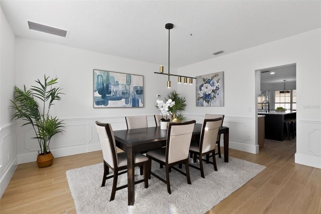 En Venta: $1,099,000 (5 camas, 3 baños, 3885 Pies cuadrados)