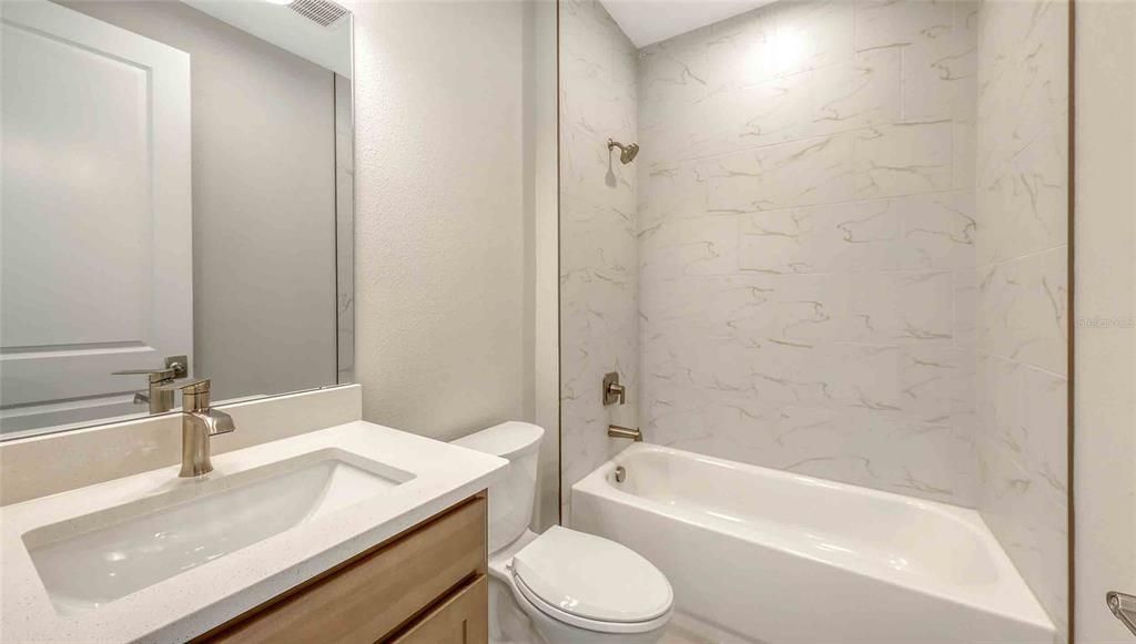 En Venta: $483,990 (2 camas, 2 baños, 1668 Pies cuadrados)