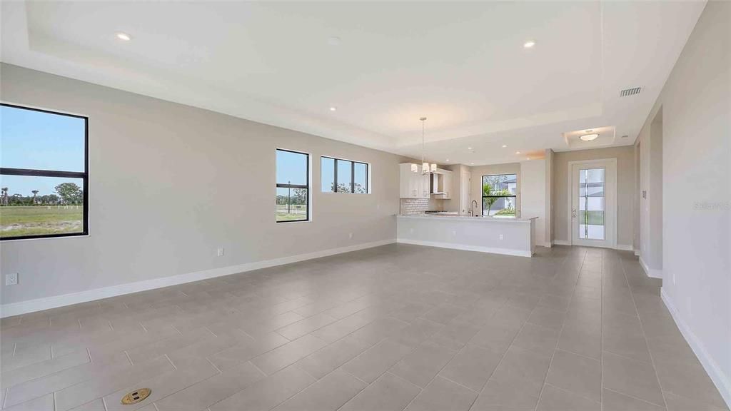 En Venta: $483,990 (2 camas, 2 baños, 1668 Pies cuadrados)