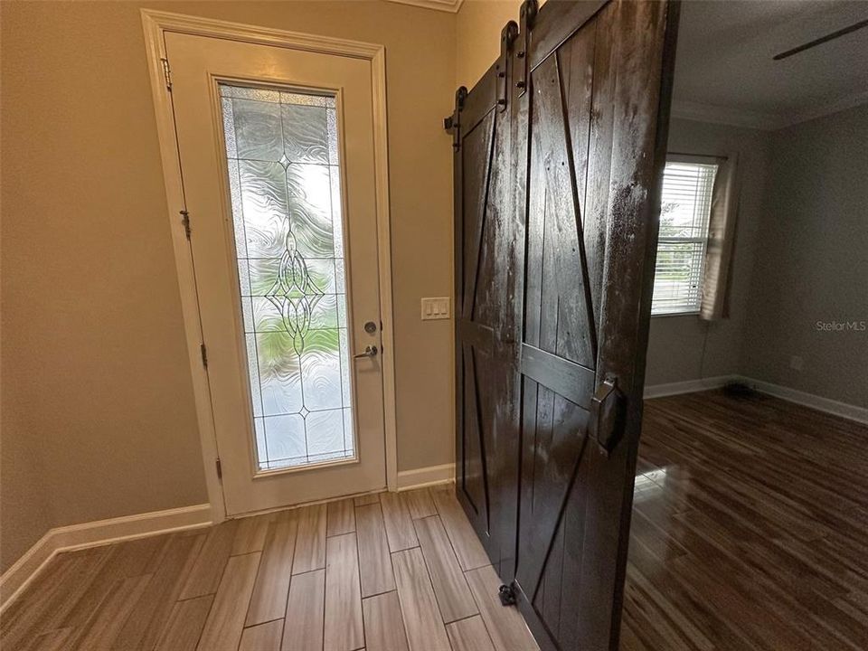 For Sale: $507,500 (4 beds, 2 baths, 2284 Square Feet)