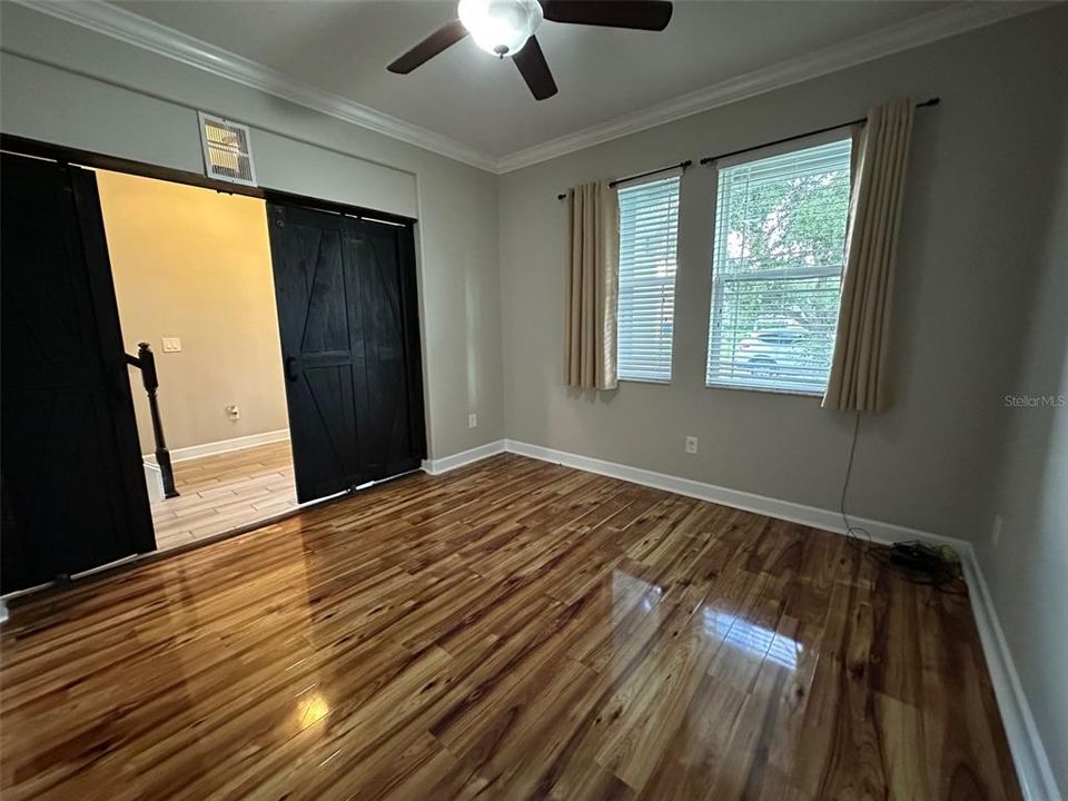 For Sale: $507,500 (4 beds, 2 baths, 2284 Square Feet)