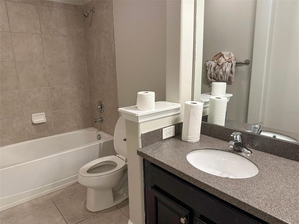 For Sale: $507,500 (4 beds, 2 baths, 2284 Square Feet)