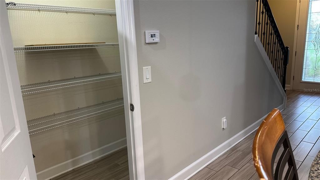 For Sale: $507,500 (4 beds, 2 baths, 2284 Square Feet)