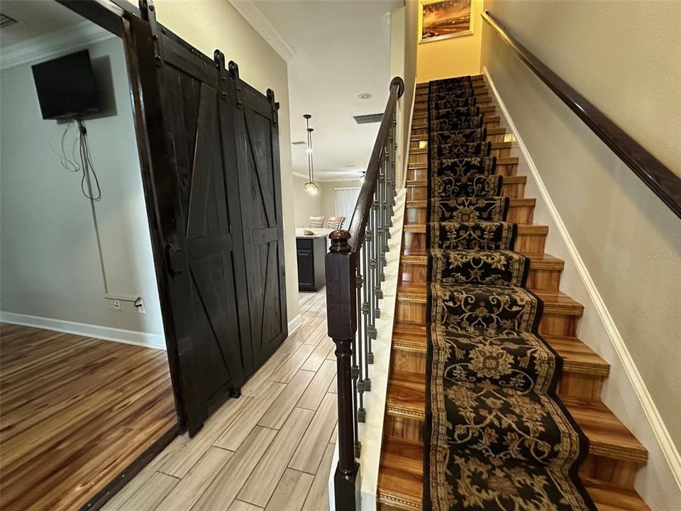 For Sale: $507,500 (4 beds, 2 baths, 2284 Square Feet)