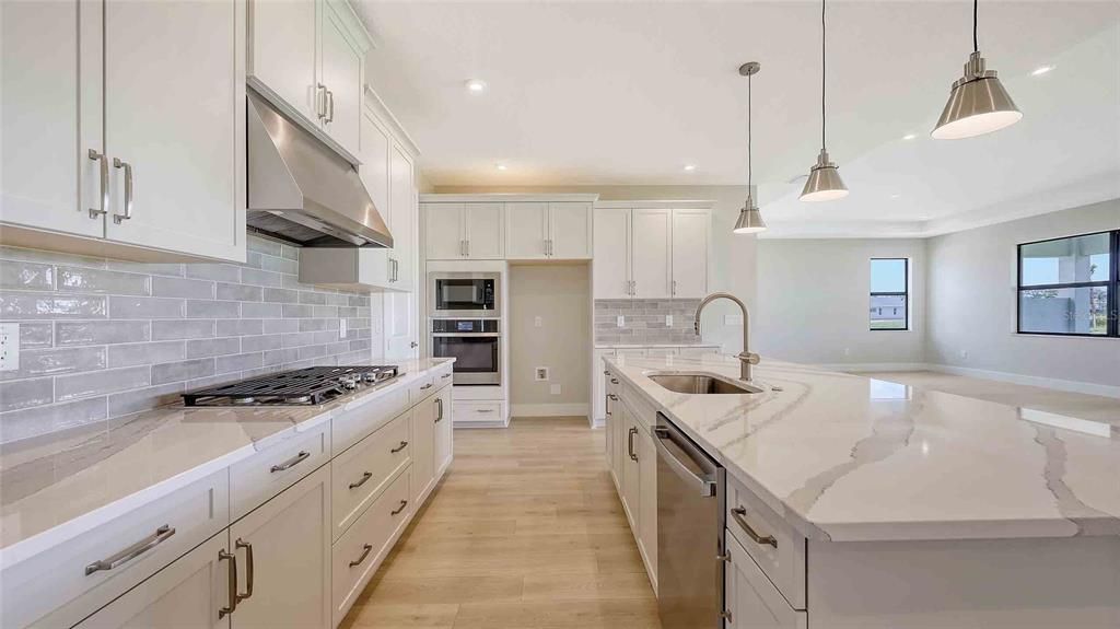 На продажу: $639,990 (3 спален, 3 ванн, 2490 Квадратных фут)