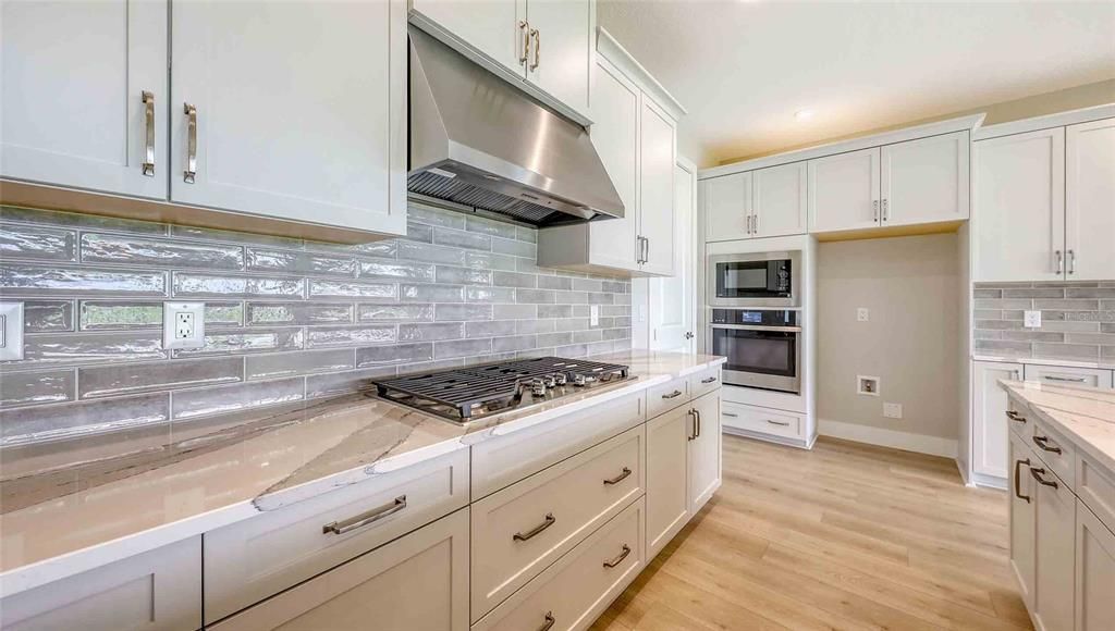 На продажу: $639,990 (3 спален, 3 ванн, 2490 Квадратных фут)