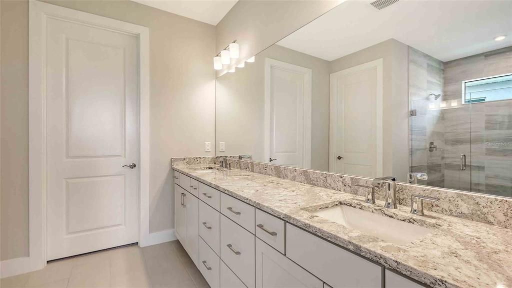 На продажу: $639,990 (3 спален, 3 ванн, 2490 Квадратных фут)