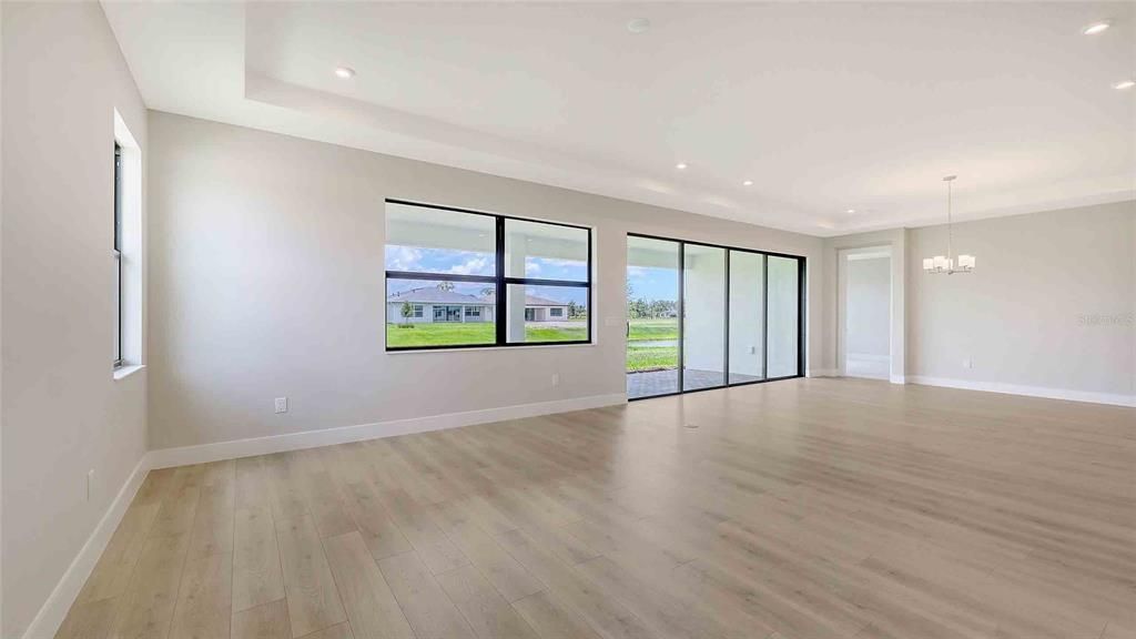 На продажу: $639,990 (3 спален, 3 ванн, 2490 Квадратных фут)