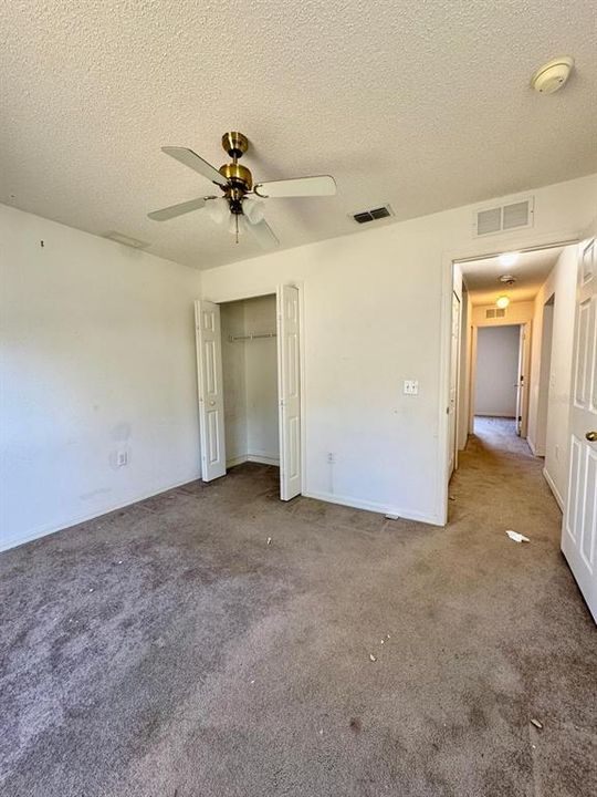 待售: $260,000 (3 贝兹, 2 浴室, 1638 平方英尺)