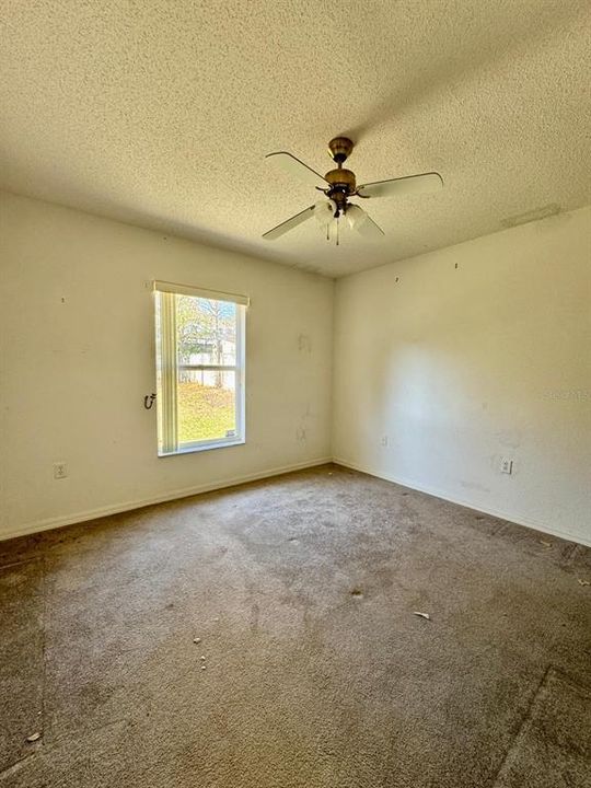 待售: $260,000 (3 贝兹, 2 浴室, 1638 平方英尺)