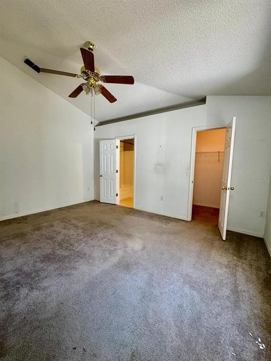 待售: $260,000 (3 贝兹, 2 浴室, 1638 平方英尺)